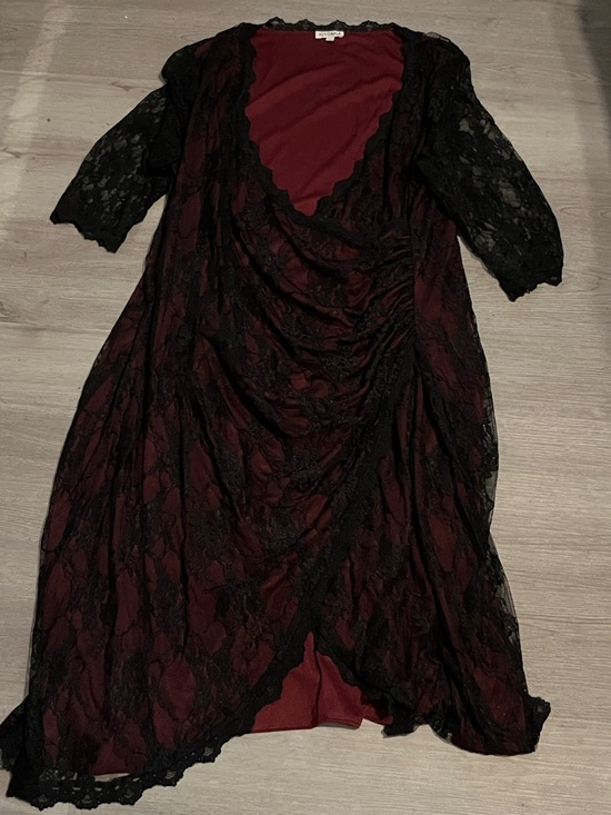 Kiyonna Dresses & Skirts - Kiyonna Burgundy Midi Dress with Black Lace Overlay